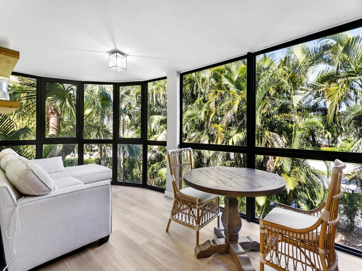 MLS #R11138181 image #0