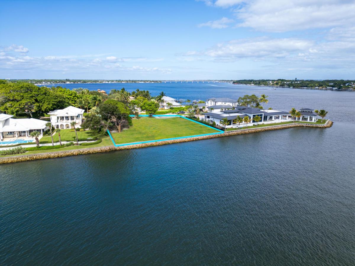 MLS #R11138779 image #0