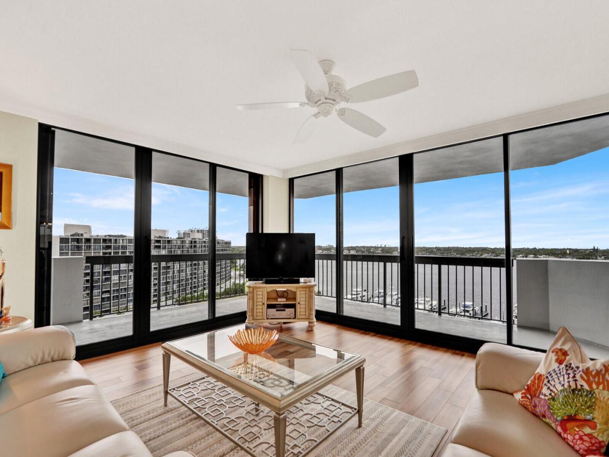 MLS #R11139676 image #0