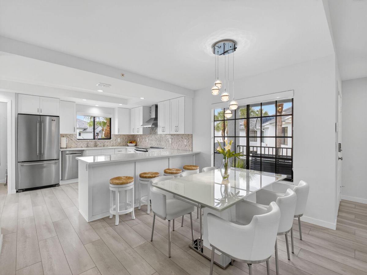 MLS #R11139777 image #0