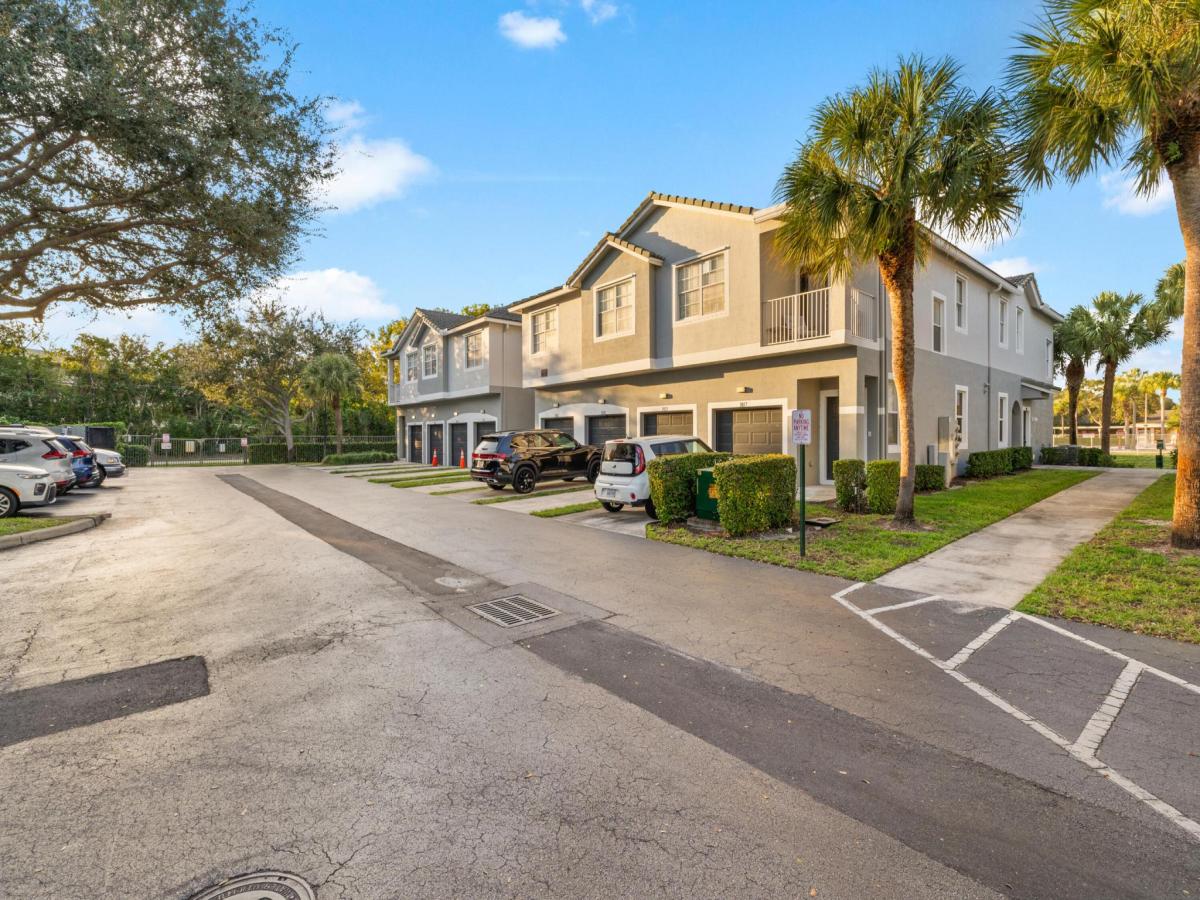 MLS #R11139795 image #0