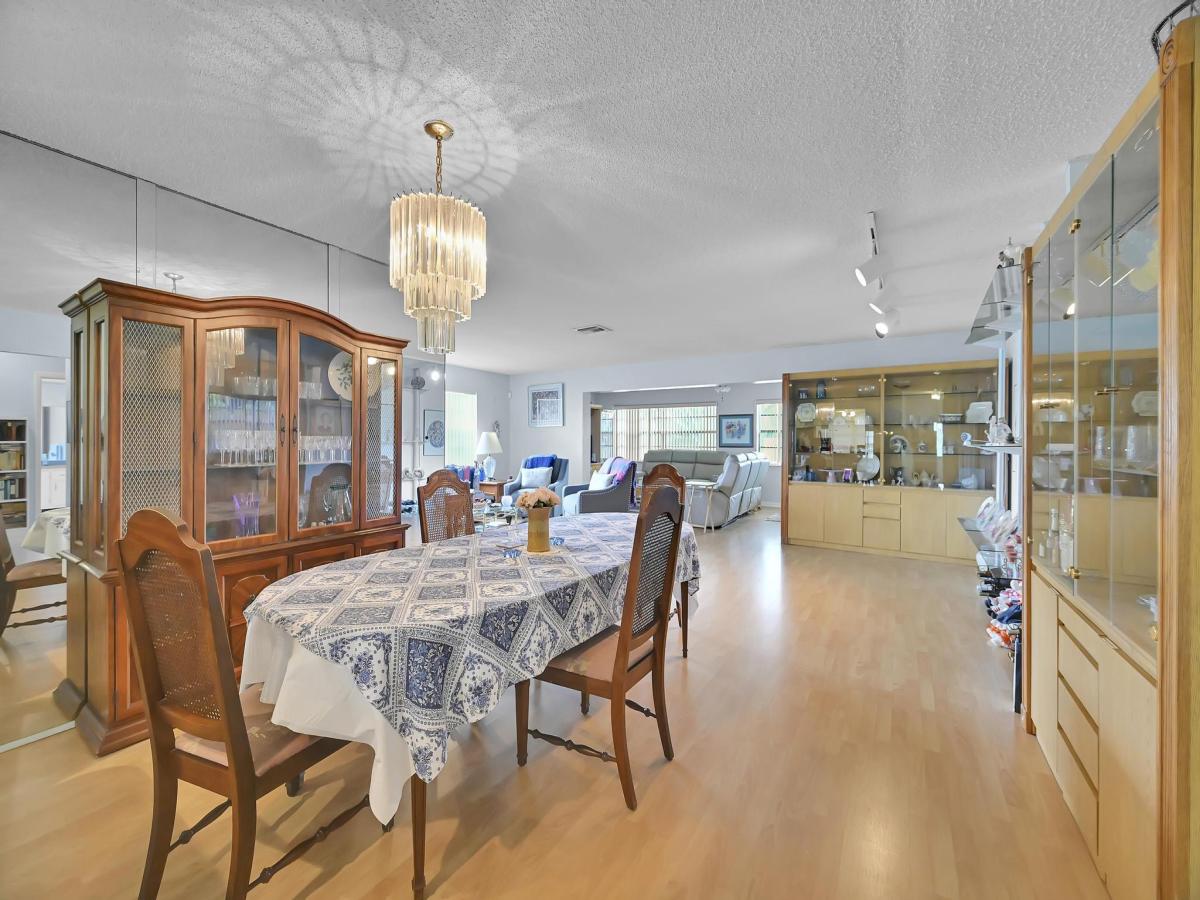 MLS #R11139826 image #0