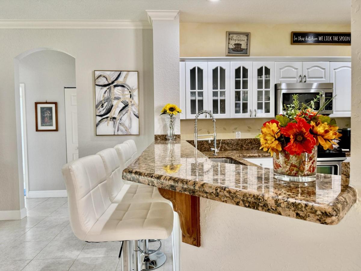 MLS #R11140024 image #0