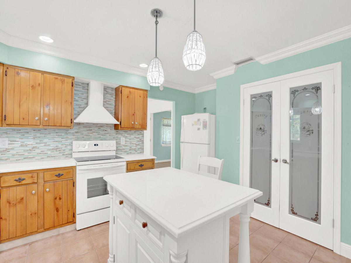 MLS #R11140107 image #0