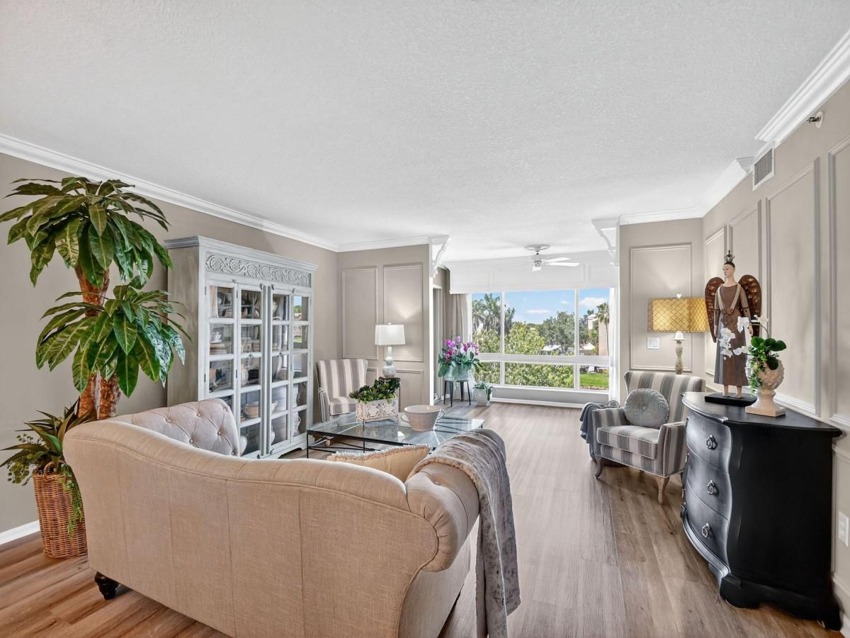 MLS #R11140472 image #0