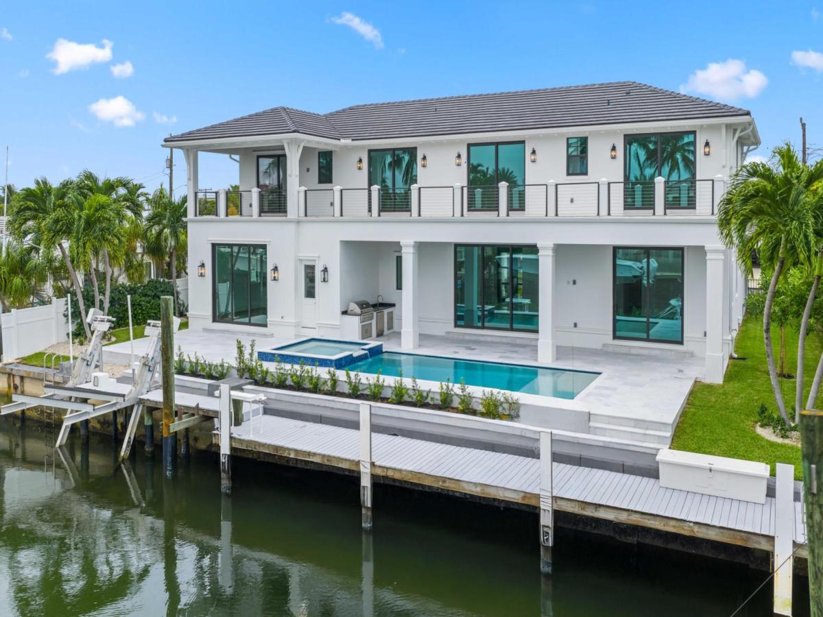 MLS #R11140730 image #0