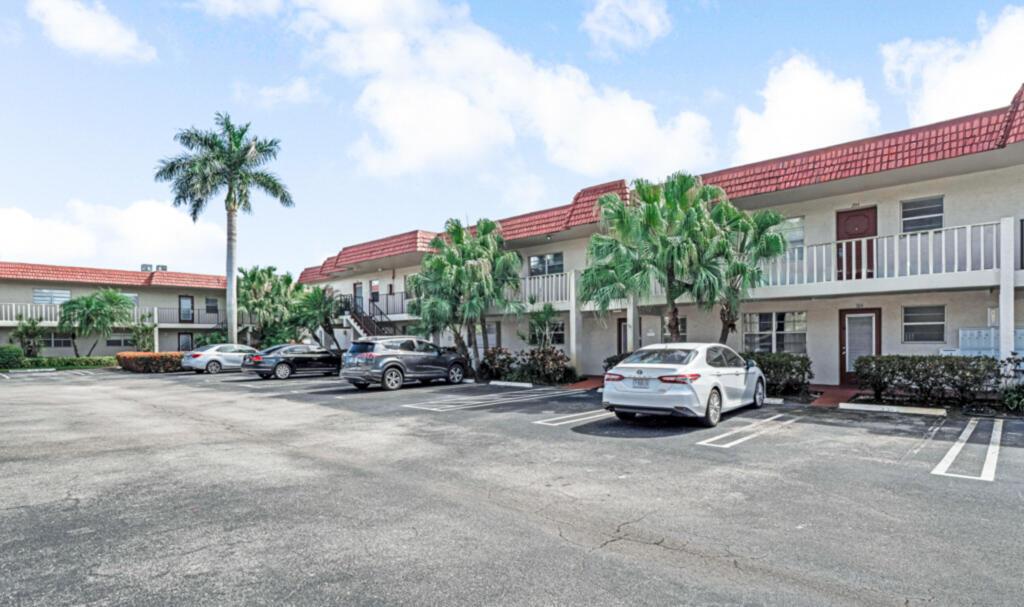 MLS #R11141076 image #0