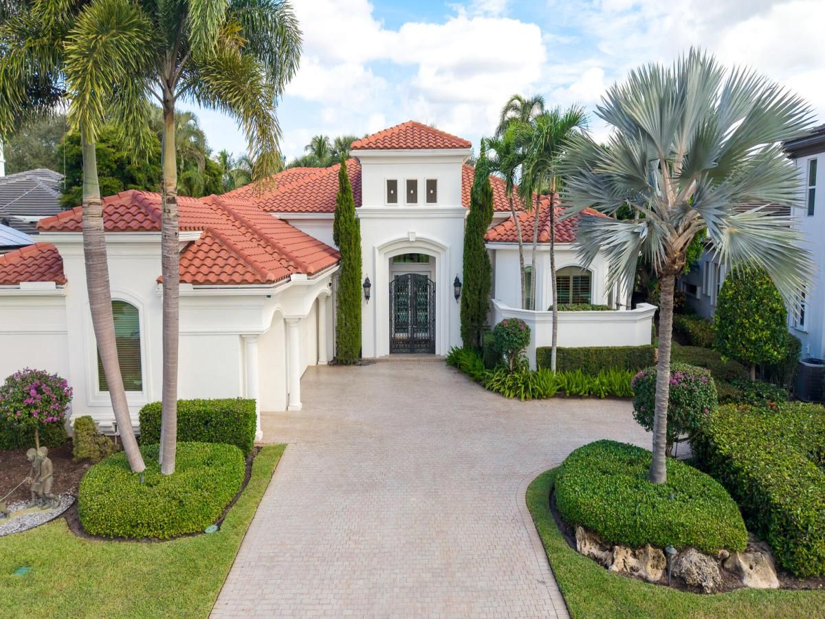 MLS #R11142056 image #0