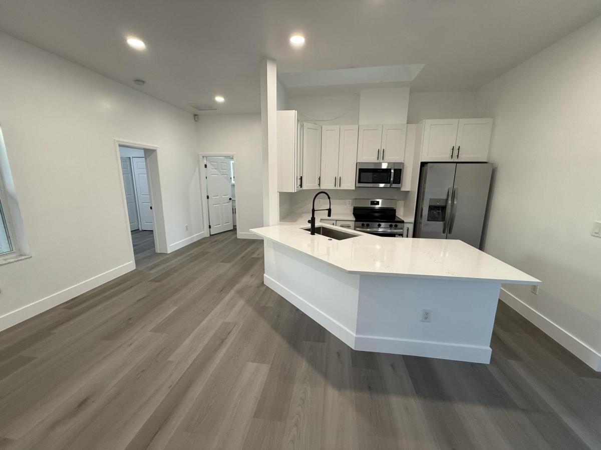 MLS #R11142163 image #0