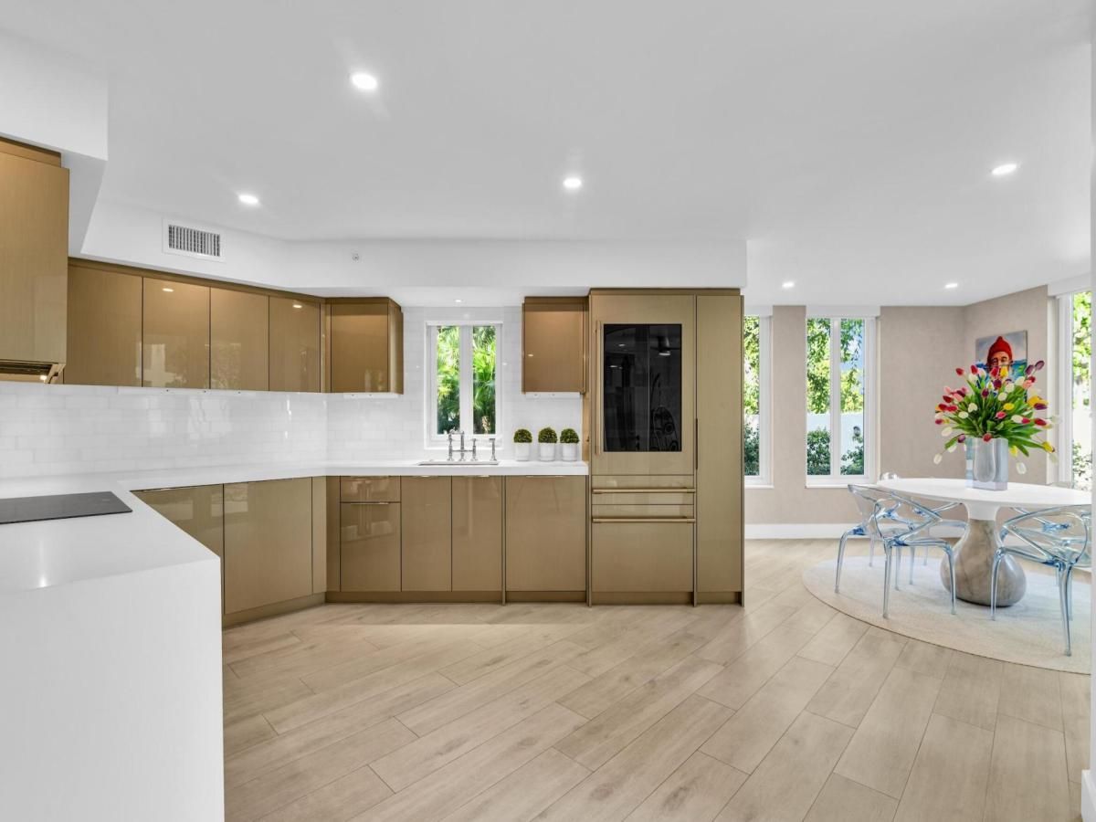 MLS #R11142838 image #0