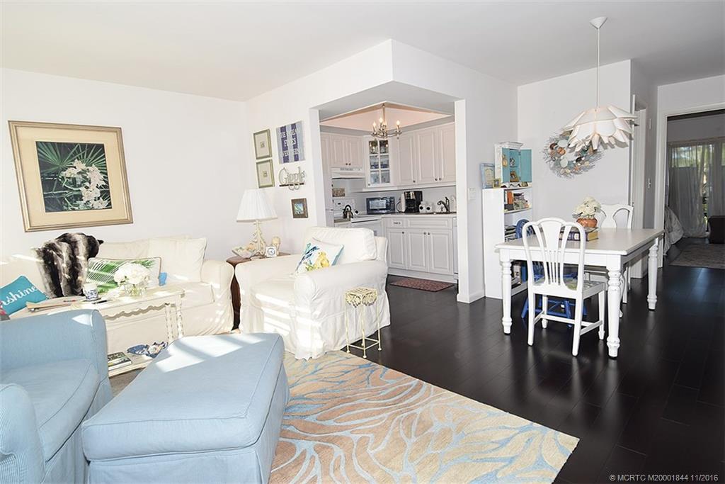 MLS #R11142995 image #0