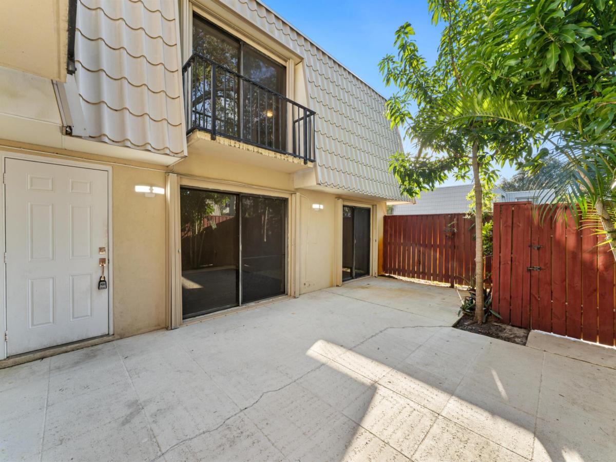 MLS #R11143244 image #0