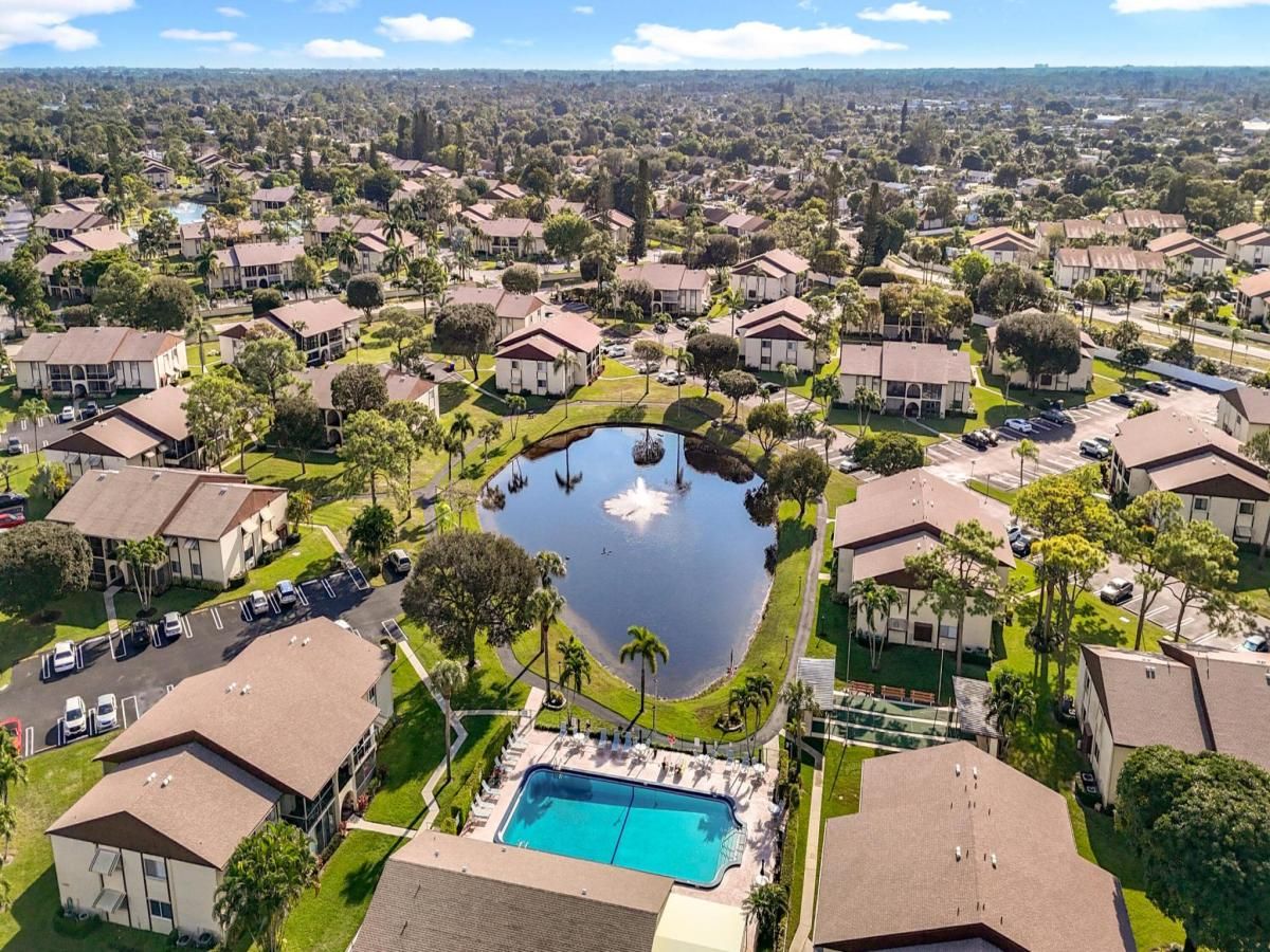 MLS #R11143781 image #0