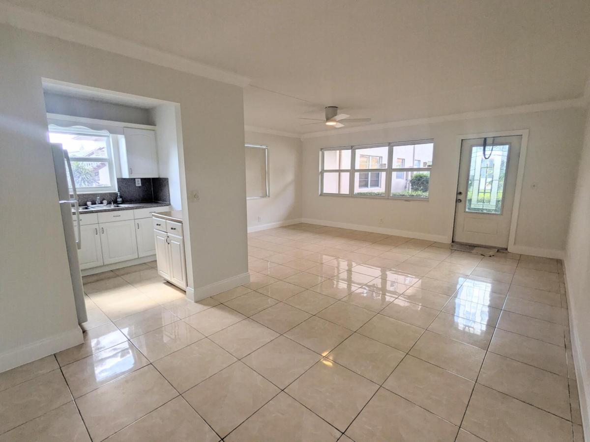 MLS #R11144234 image #0