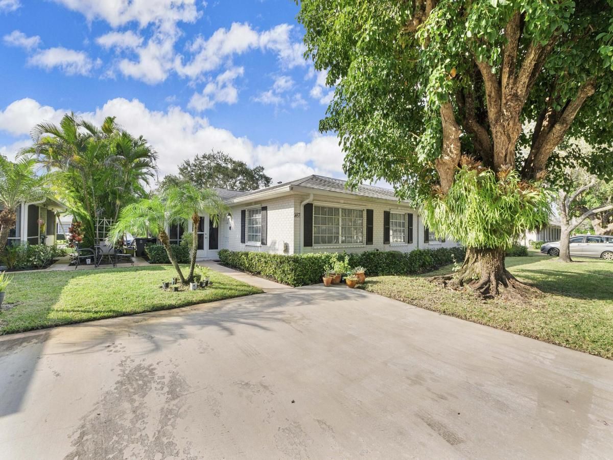 MLS #R11144600 image #0