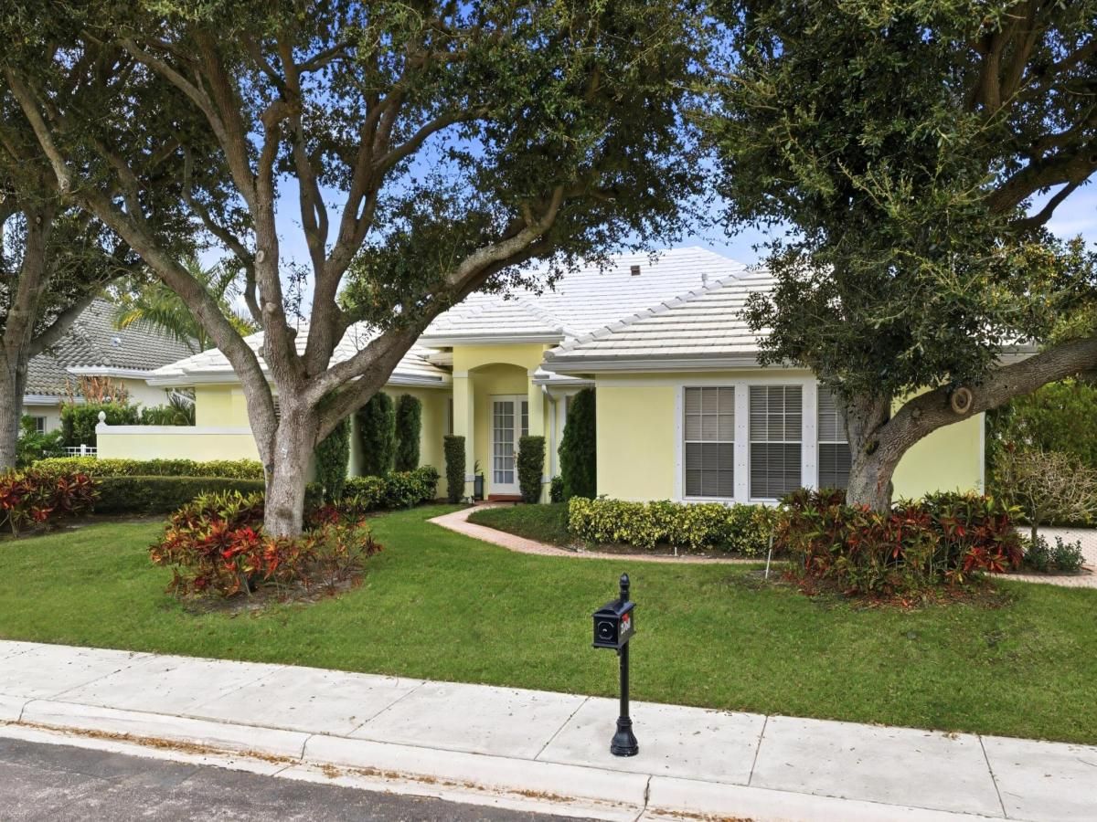 MLS #R11144802 image #0