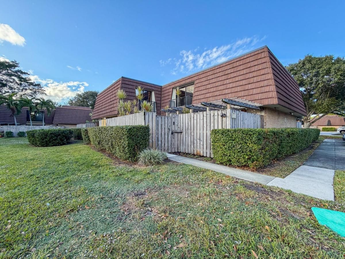 MLS #R11144819 image #0