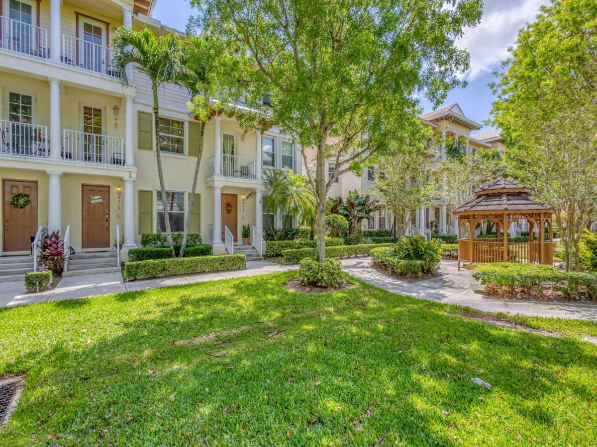 MLS #R11145011 image #0