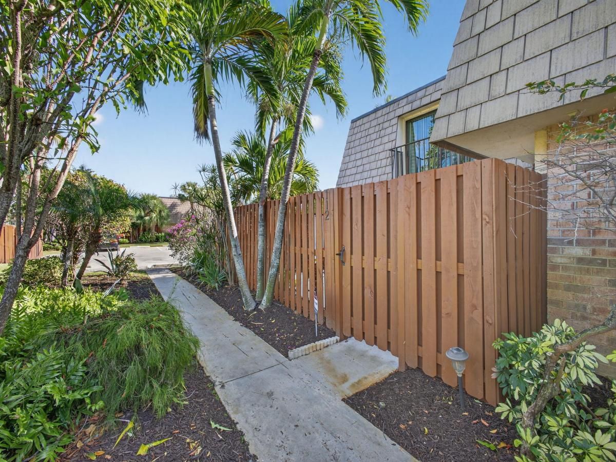 MLS #R11145094 image #0