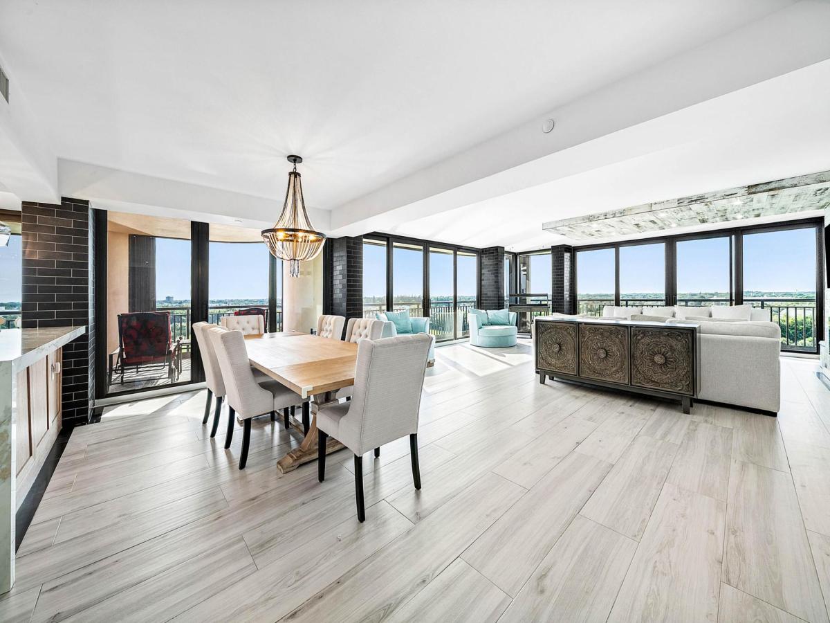 MLS #R11145837 image #0