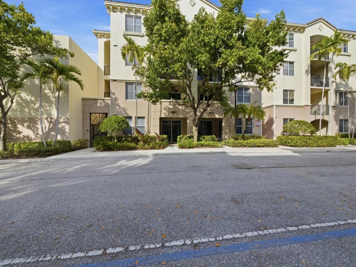 MLS #R11146066 image #0