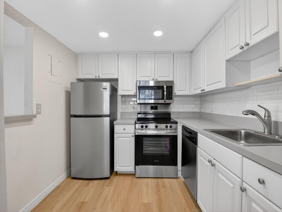 MLS #R11146183 image #0