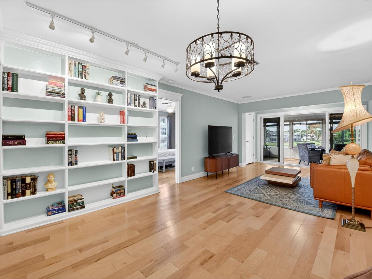 MLS #R11146345 image #0