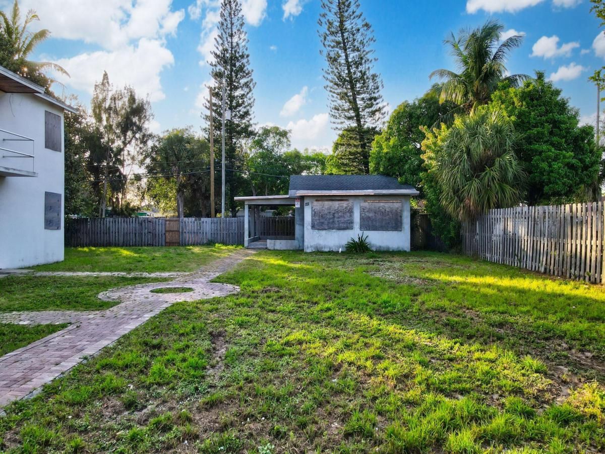 MLS #R11146379 image #0