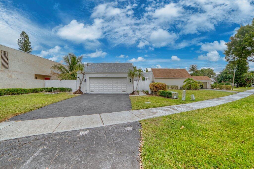 MLS #R11146545 image #0