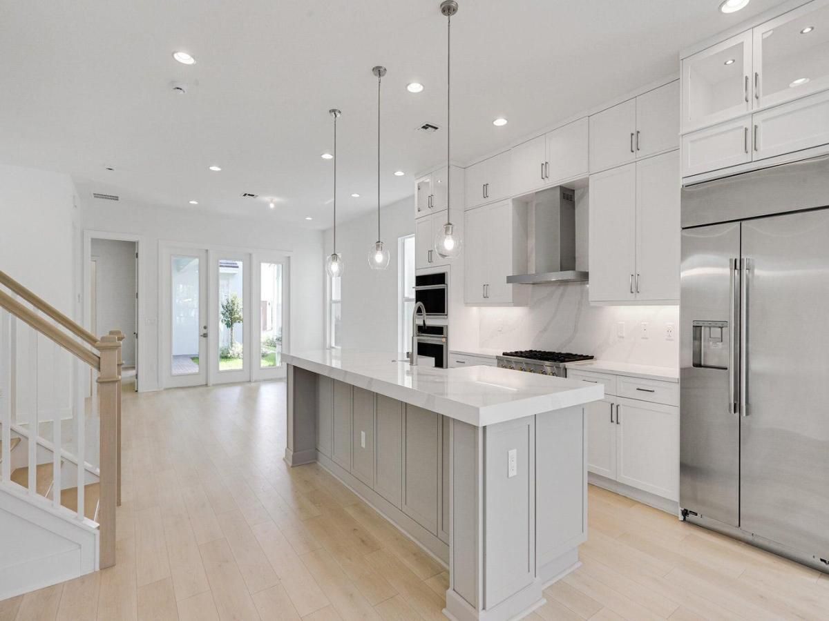 MLS #R11147153 image #0