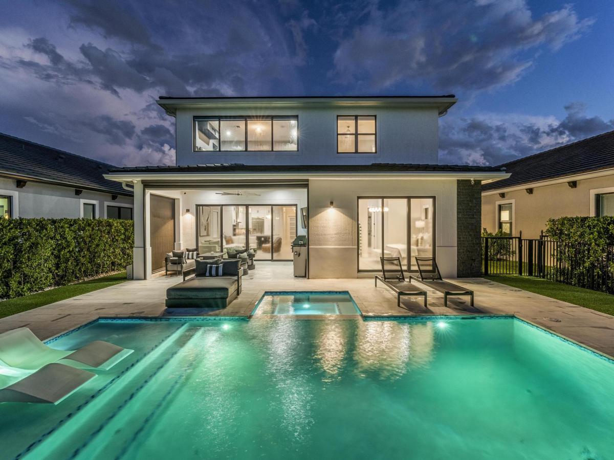 MLS #R11147189 image #0