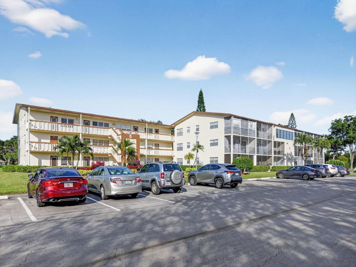 MLS #R11147317 image #0