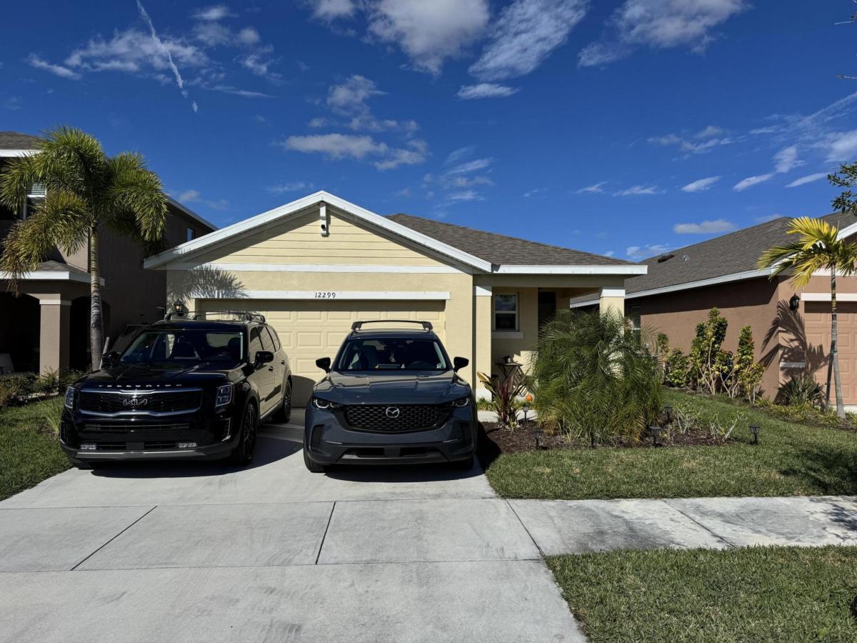 MLS #R11147695 image #0