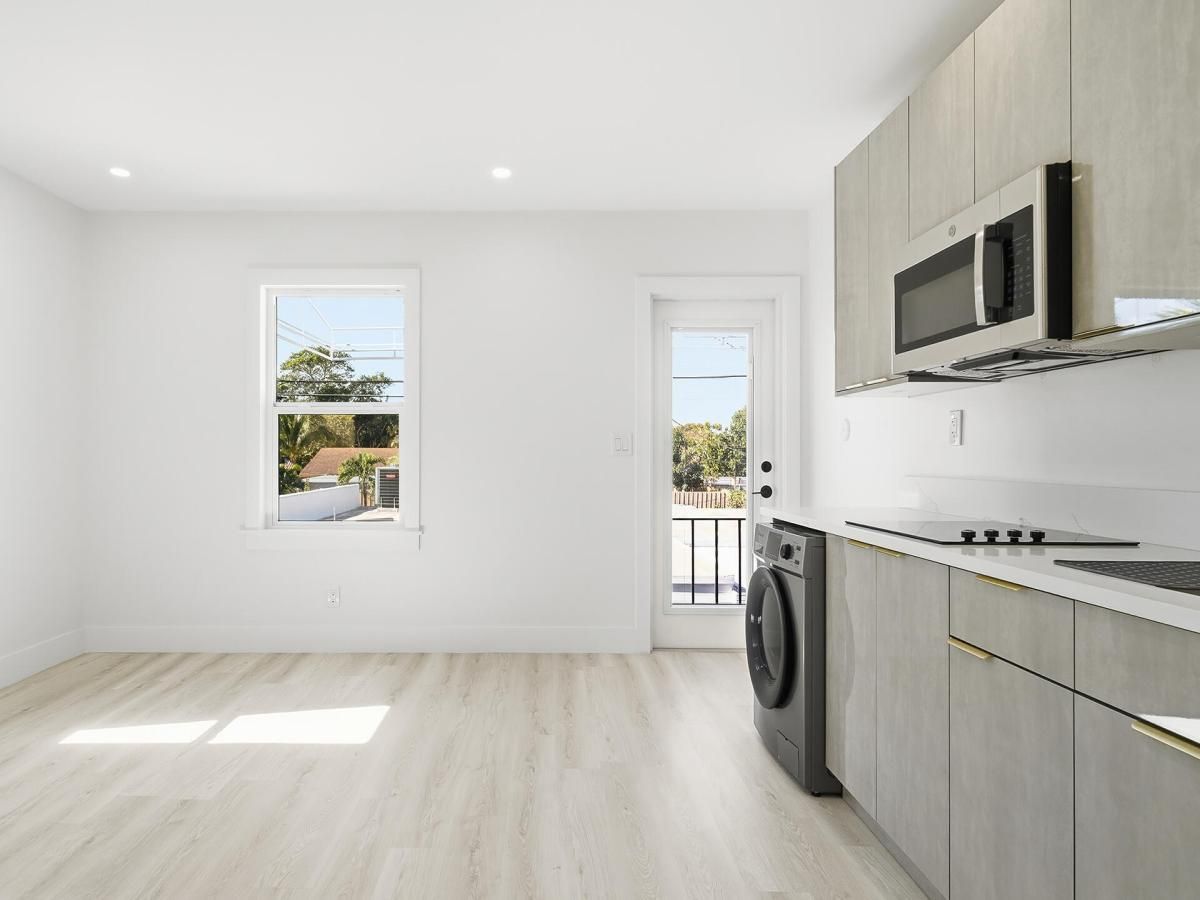 MLS #R11148211 image #0