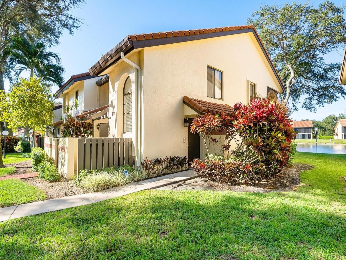 MLS #R11148393 image #0