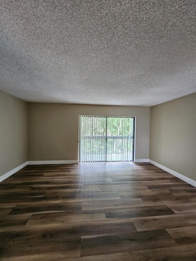 MLS #R11148857 image #0