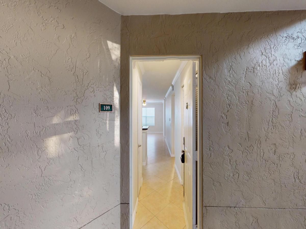 MLS #R11148860 image #0