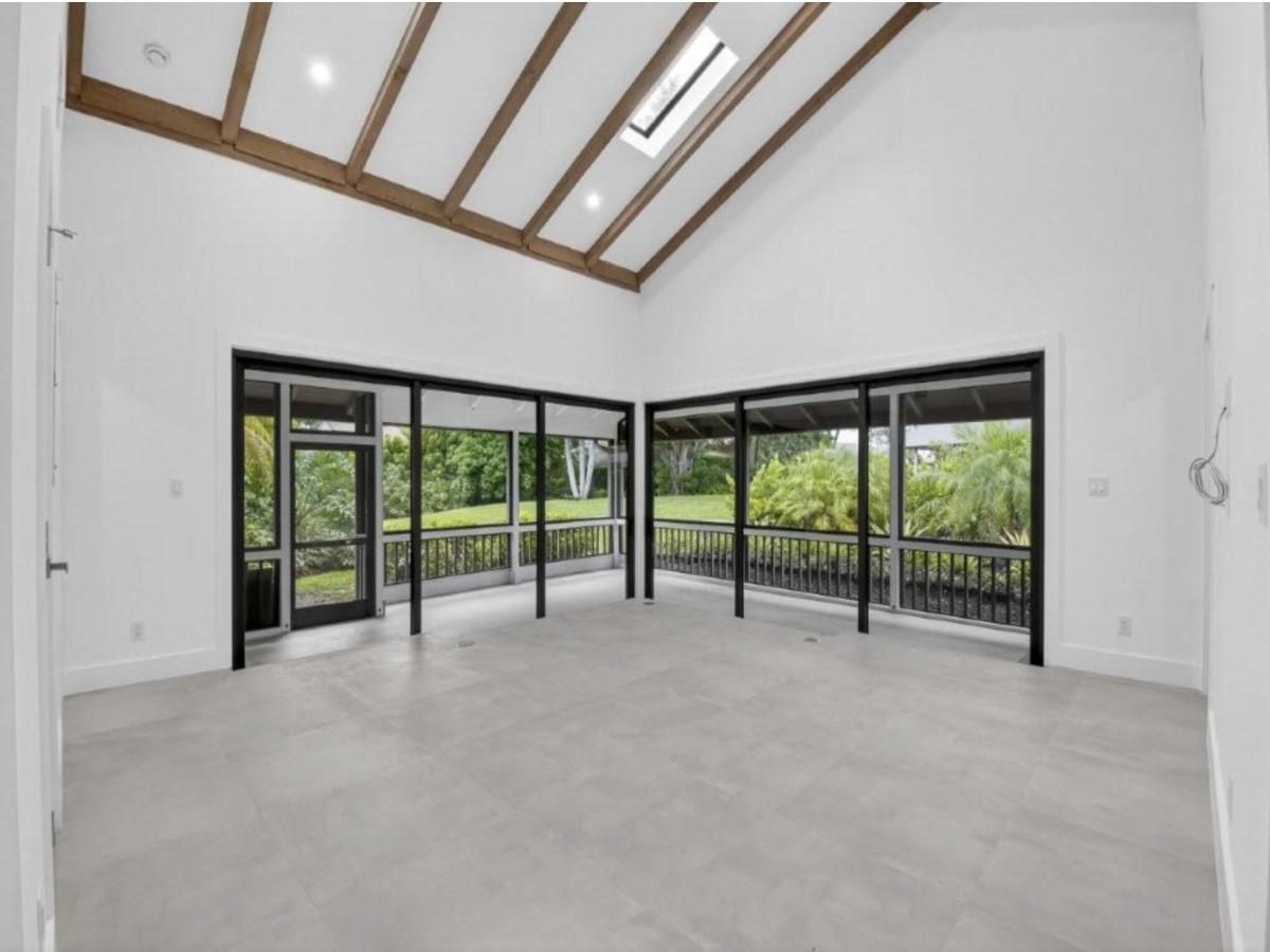 MLS #R11149161 image #0