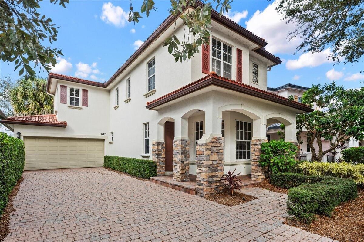 MLS #R11149193 image #0