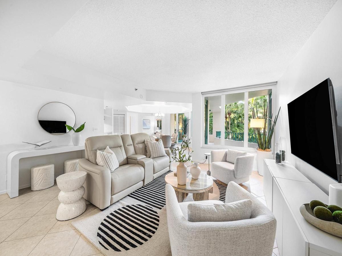 MLS #R11149851 image #0