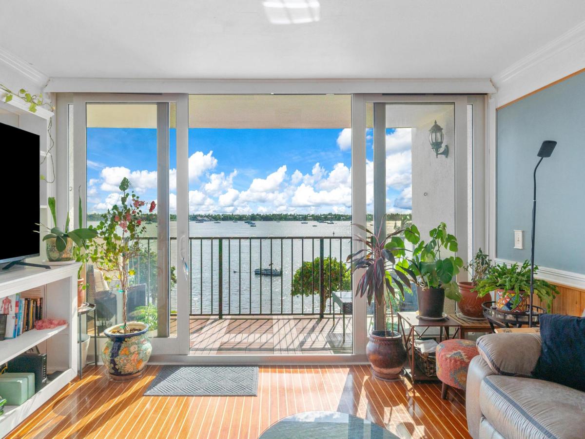 MLS #R11150143 image #0