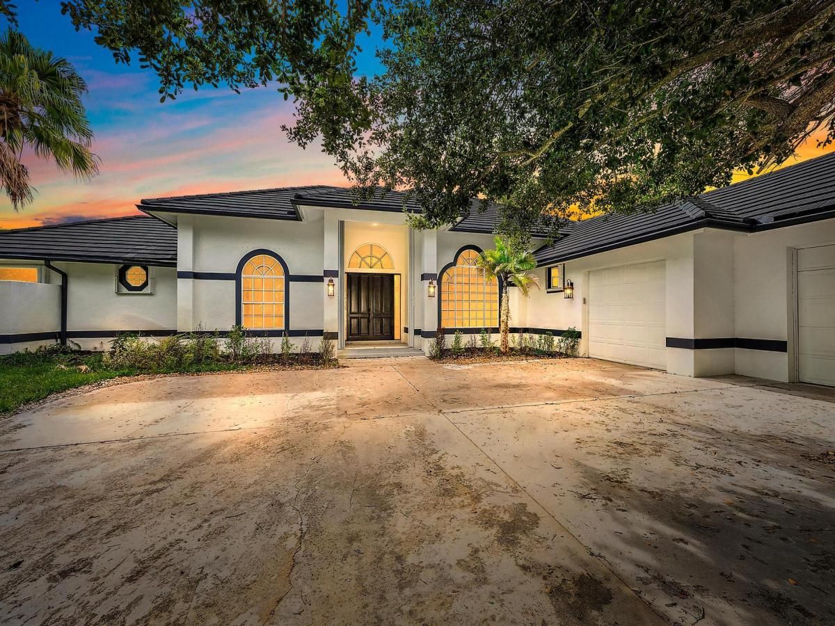 MLS #R11150200 image #0