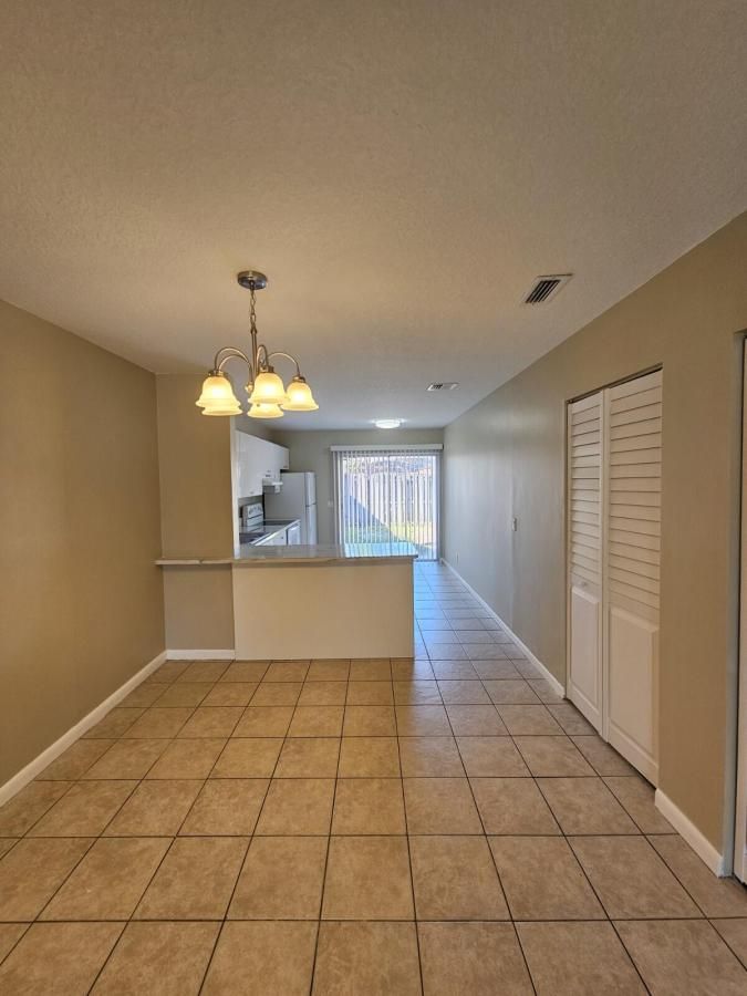 MLS #R11150613 image #0