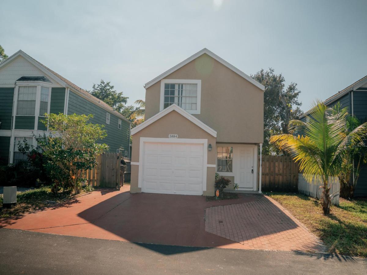 MLS #R11151112 image #0