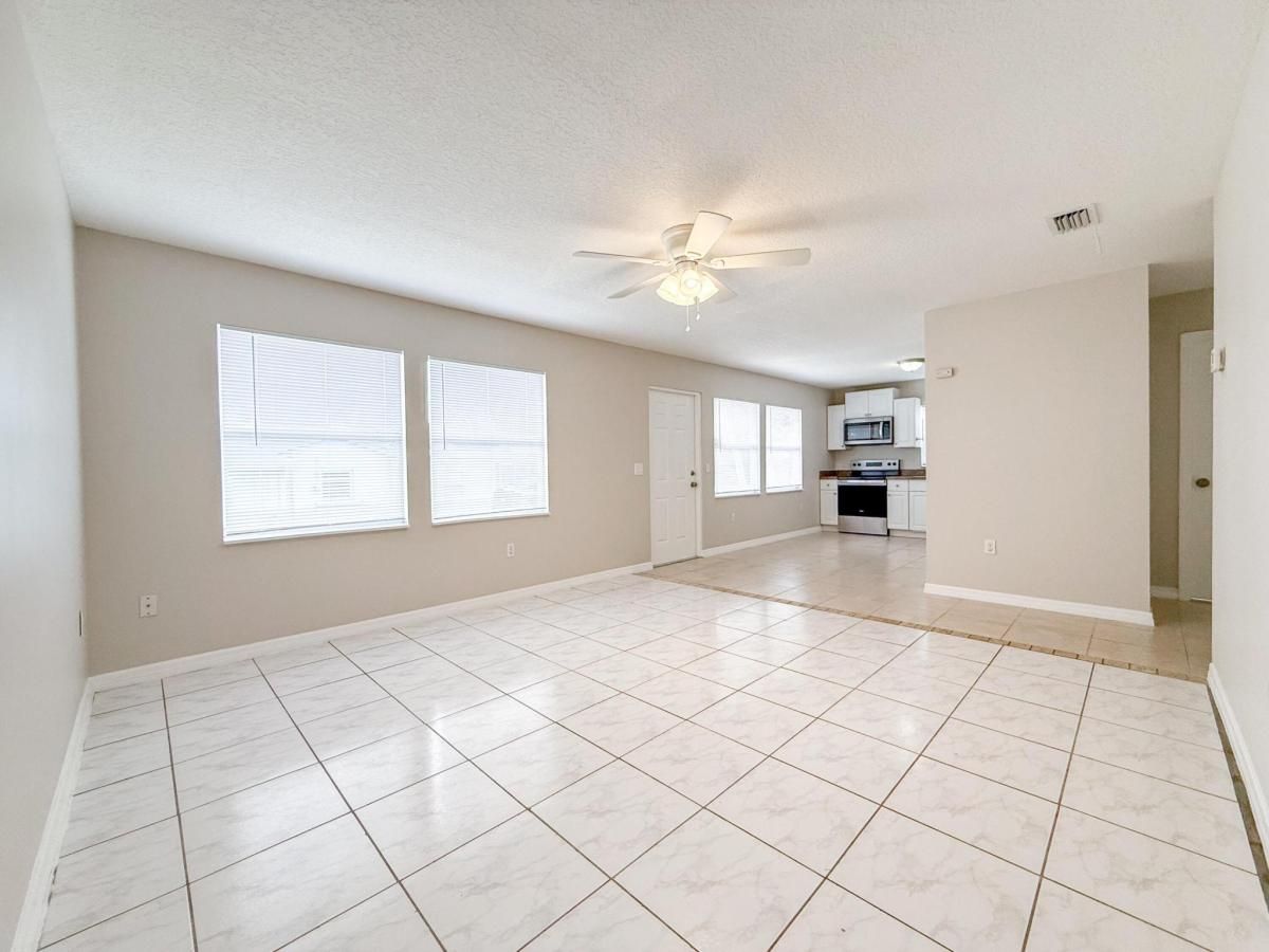 MLS #R11151246 image #0