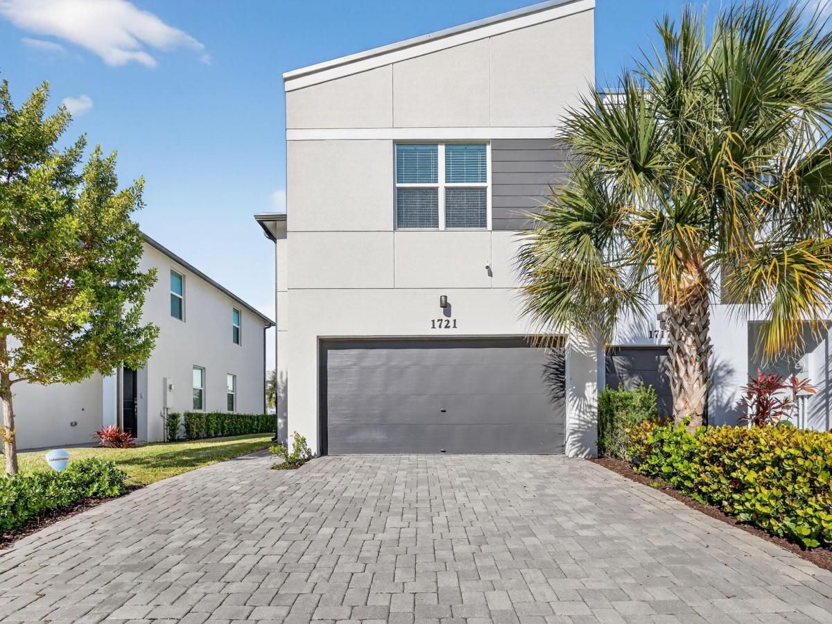 MLS #R11151358 image #0