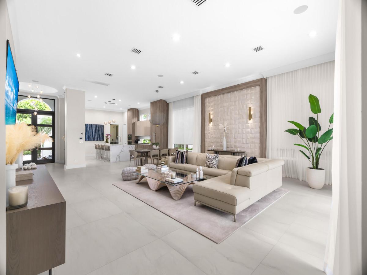 MLS #R11151819 image #0