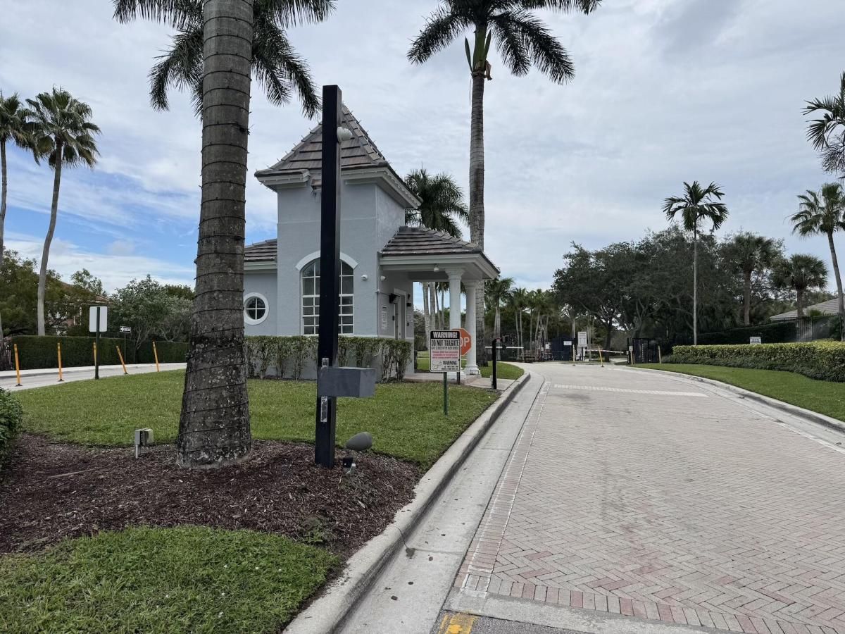 MLS #R11151984 image #0