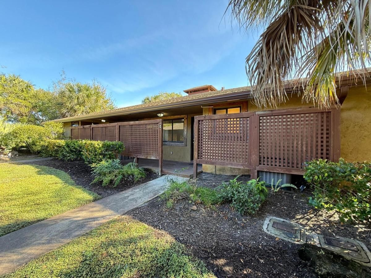 MLS #R11152020 image #0