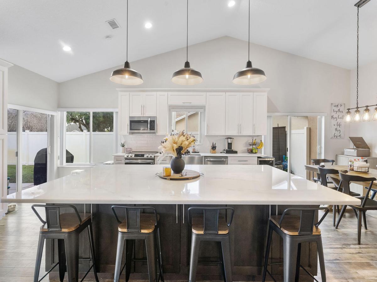 MLS #R11152042 image #0